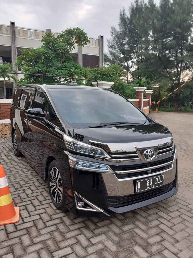 Harga Sewa Mobil Alphard Di Bandung